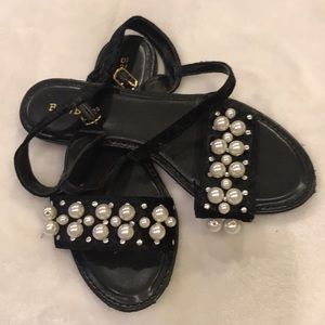 BAMBOO BEAUTIFUL PEARL BEADED SANDALS SIZE 8